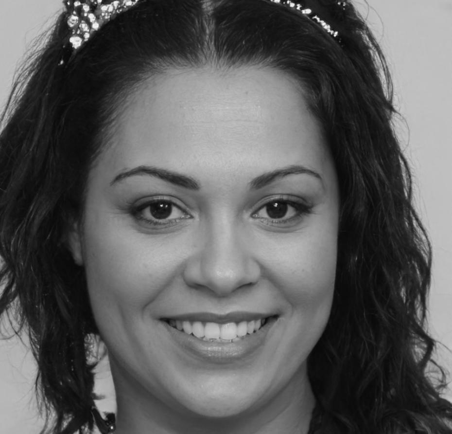 Dr. Putri Maharani, Corporate Finance Expert
